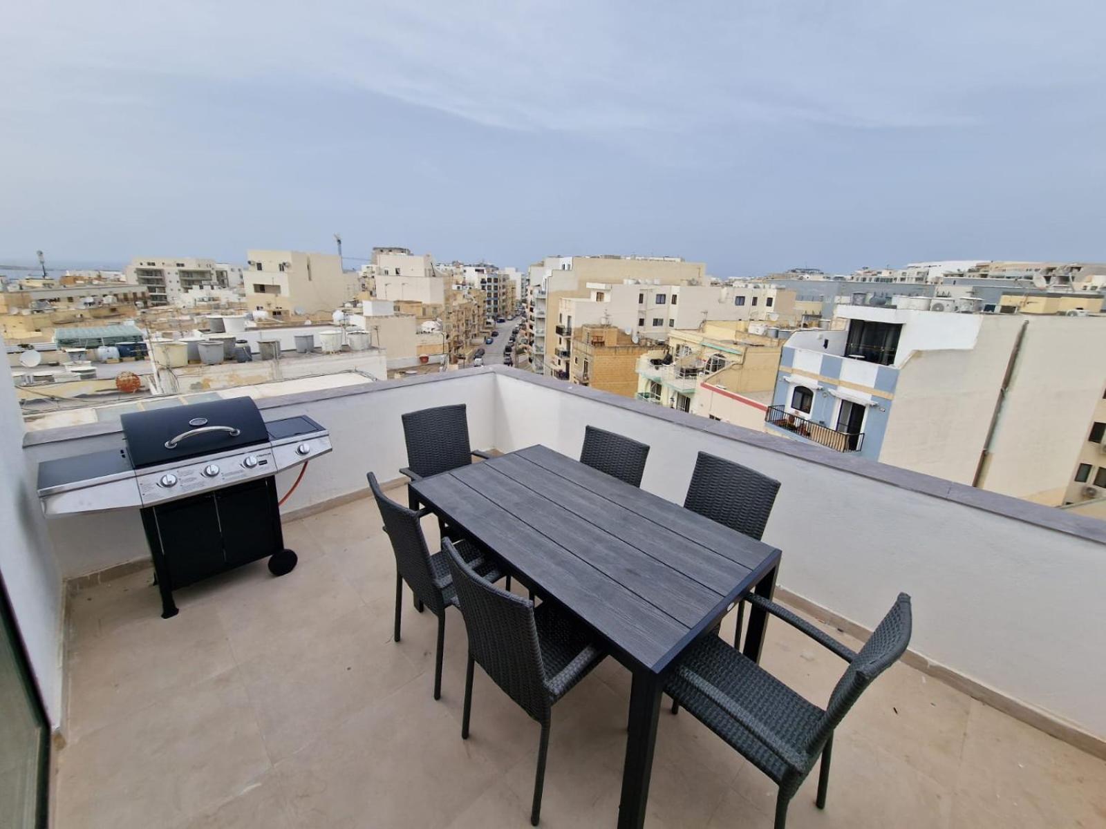 Sky Apartment 3 St. Paul's Bay Esterno foto